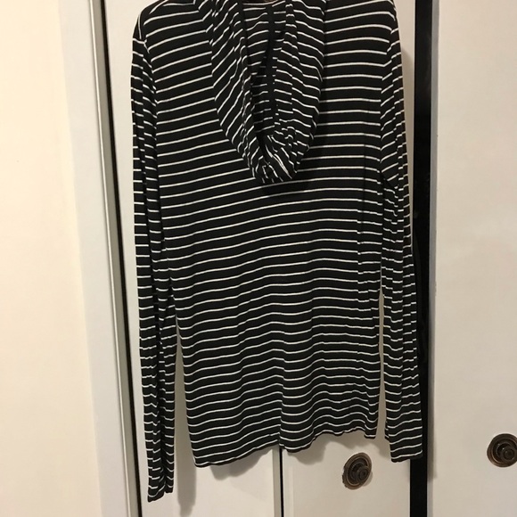 Joe Fresh Ladies Dark Blue & White Striped Hoodie Size Small $5.00 AS AN ADD ON - Picture 2 of 2